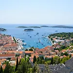 In With Sea Views, Terrace, Air Conditioning, Wifi 3615-5 Appartement Hvar Town