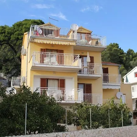 Appartement In With Sea Views, Terrace, Air Conditioning, Wifi 3615-5 Hvar Town